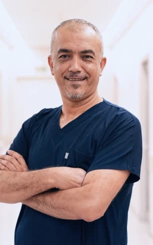 Assista à resposta do Dr. Ali  Solmaz  →