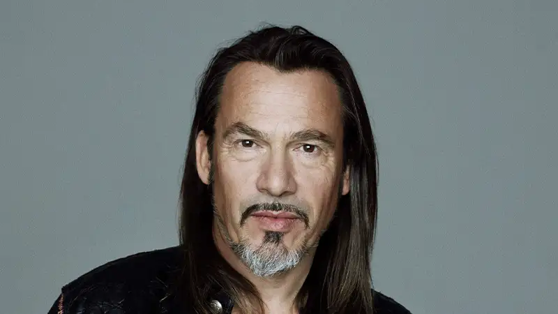 EspañolOperación de trasplante de cabello de Florent Pagny