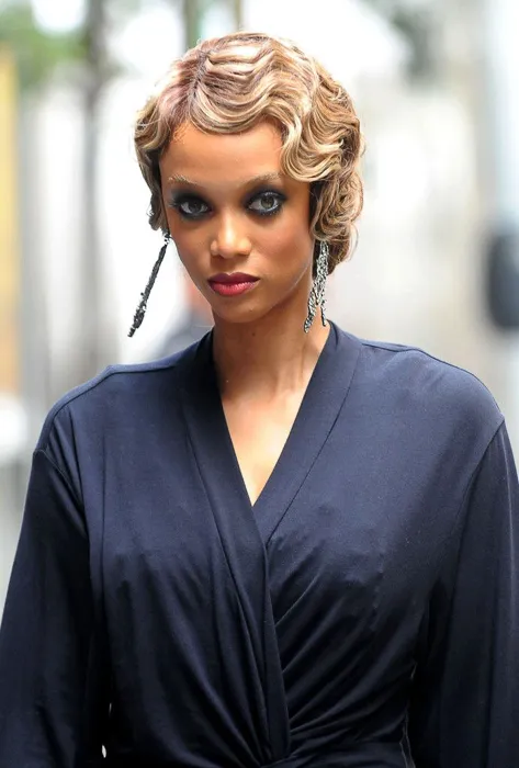 Elegant Finger Waves